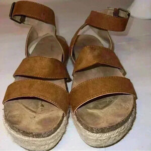 Universal Thread espadrilles platform sandals size 6.5